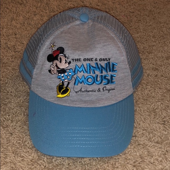 NWT Disney park Exclusive Minnie Mouse cap - Picture 1 of 4